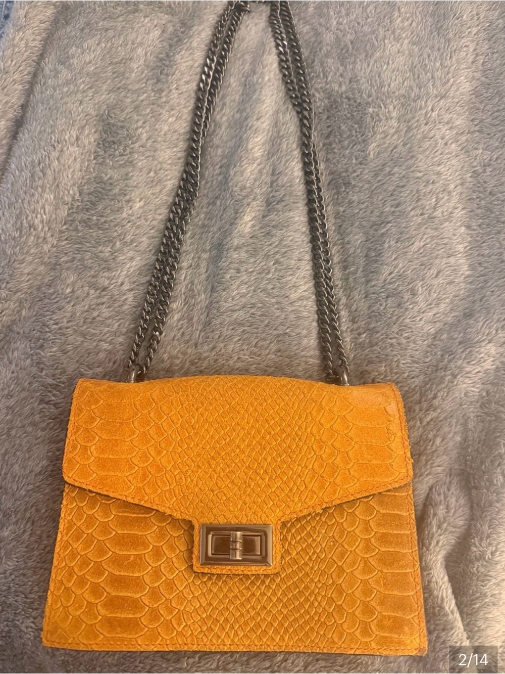 Italian Leather Bag Excellent Condition, Like New - Picture 3 of 12
